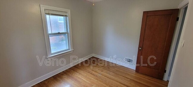 Building Photo - 186 Winthrop Ave
