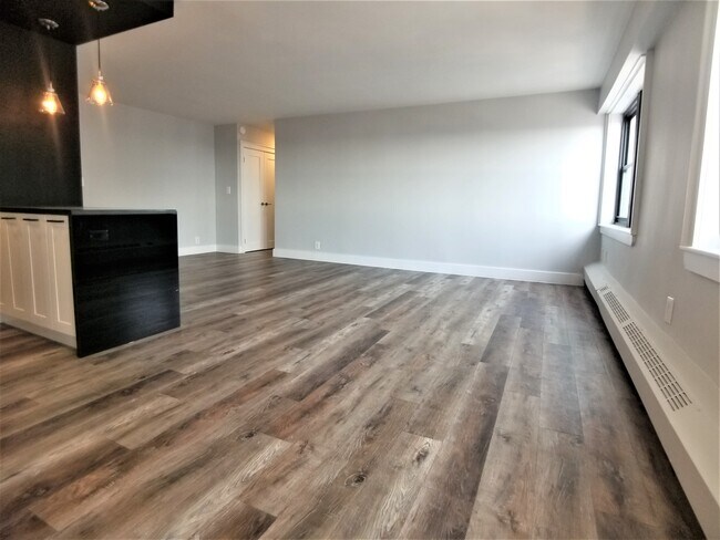 Building Photo - 1365 St Nicholas Ave