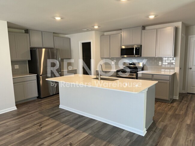 Building Photo - Welcome to this stunning 5 bedroom, 3 bathroom new construction home!