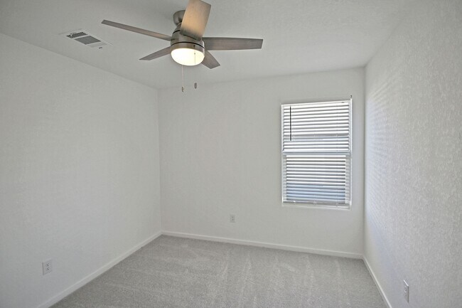 Building Photo - 3837 Low Tide