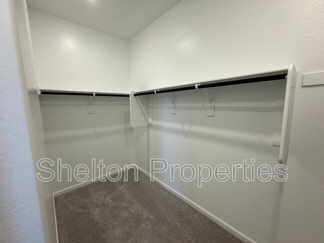 Building Photo - 14930 W Buckskin Trl