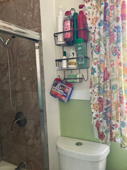 Building Photo - 1044 23rd St