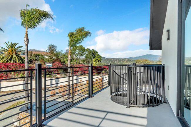 Building Photo - 14692 Ranch Trail Dr