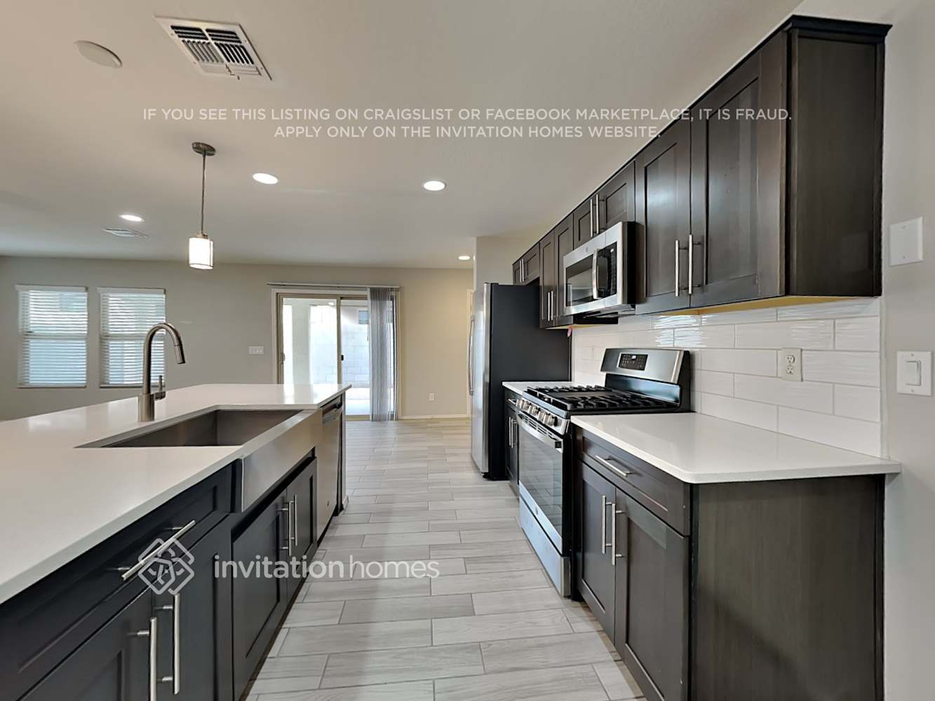 Building Photo - 16436 W La Ventilla Way