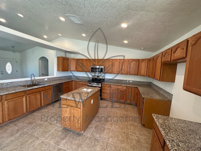 Building Photo - 4290 Smoke Tree Rd