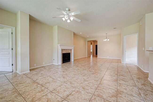 Building Photo - 10011 Terrance Springs Ln