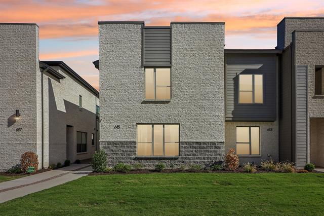Building Photo - 615 Arapaho Dr