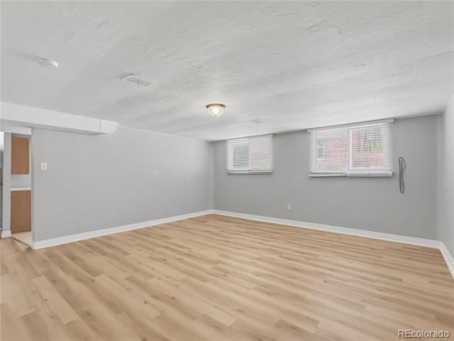 Building Photo - 2936 W 42nd Ave