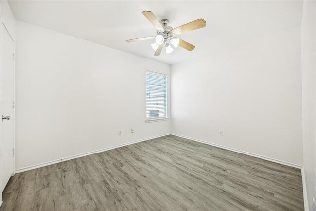 Building Photo - 228 Almquist St
