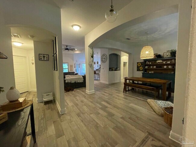 Building Photo - 5402 Longhorn Trail