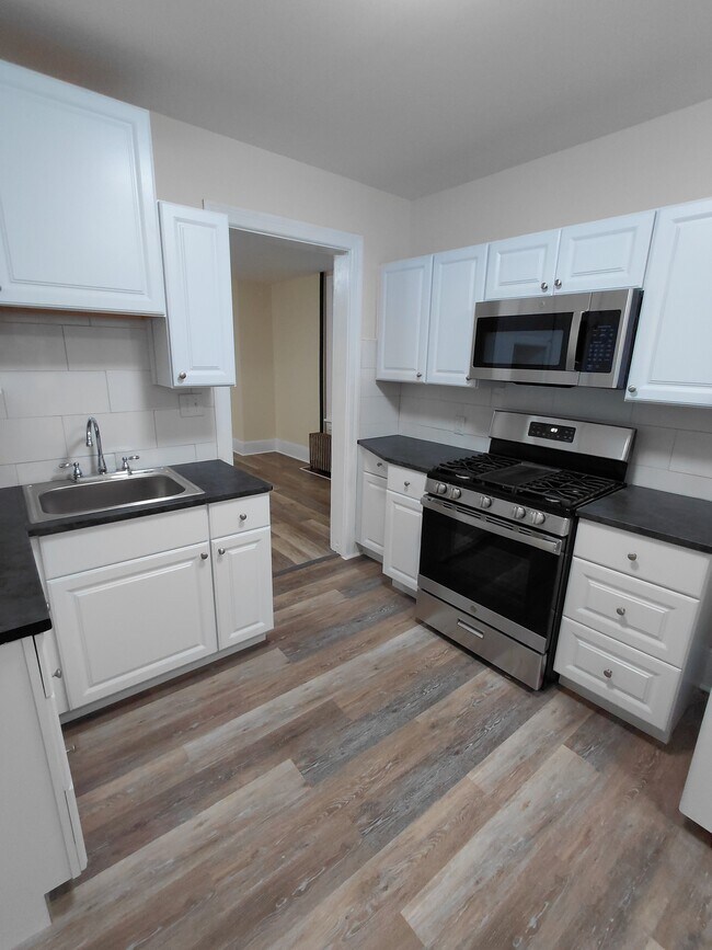 Building Photo - 163 Washington St