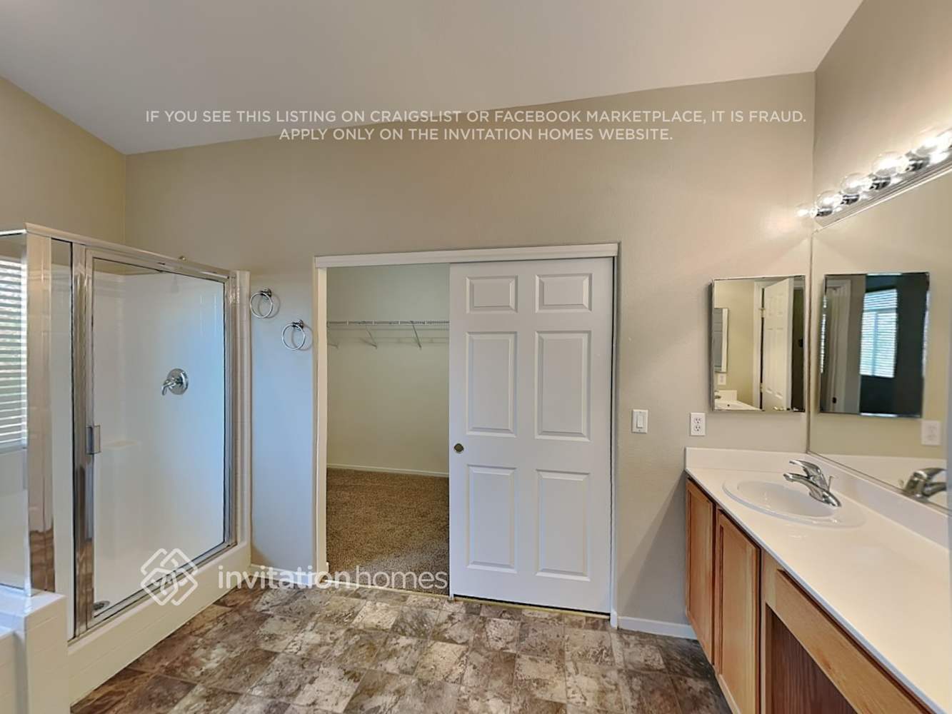 Building Photo - 10928 Salernes St
