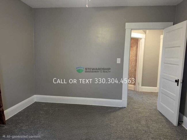 Building Photo - 213 Chestnut Ave NE