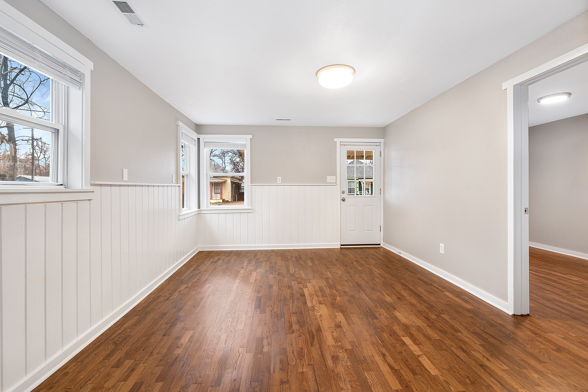 living room - 1306 E 4th St