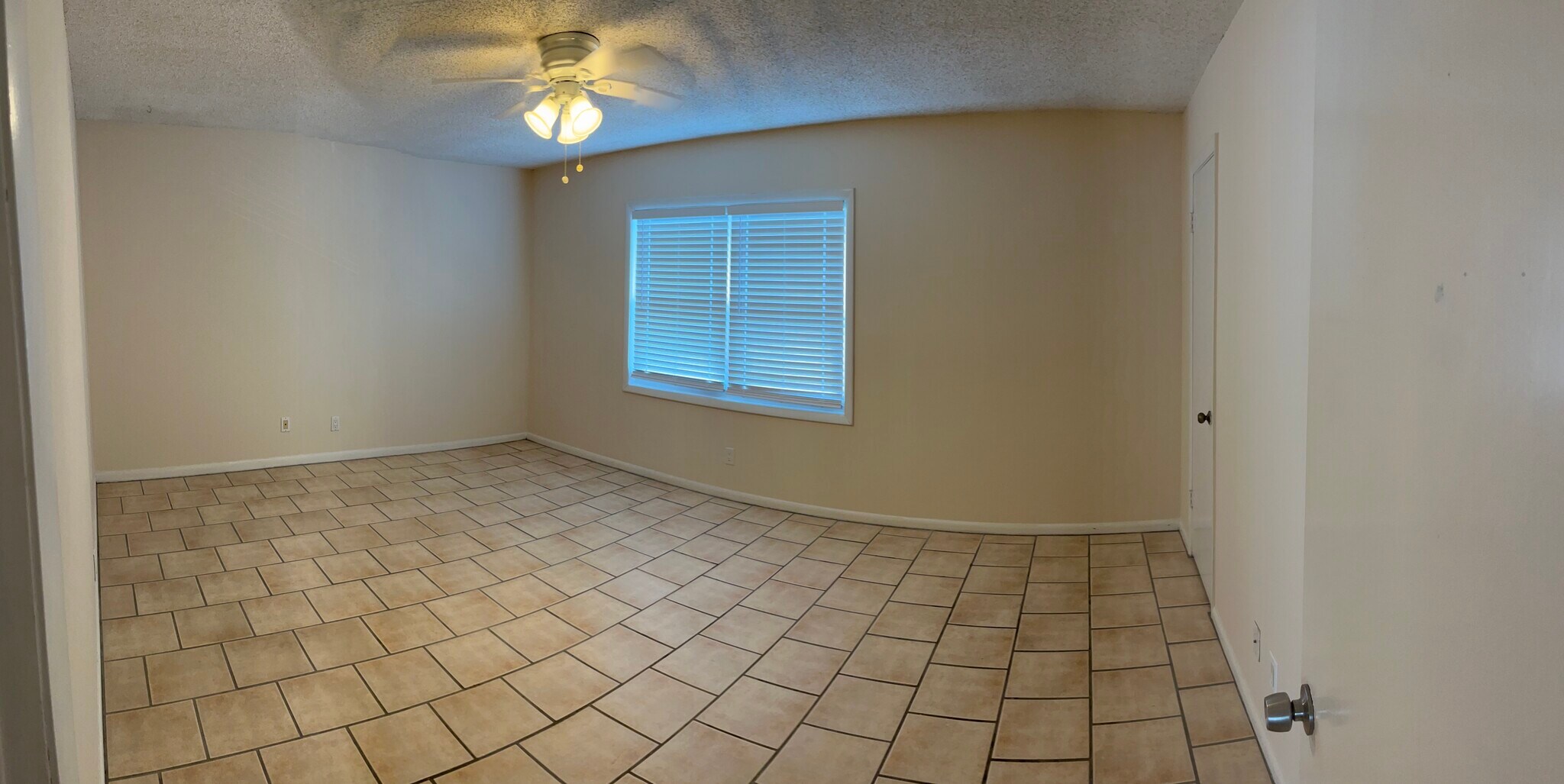 Building Photo - 695 A1A North