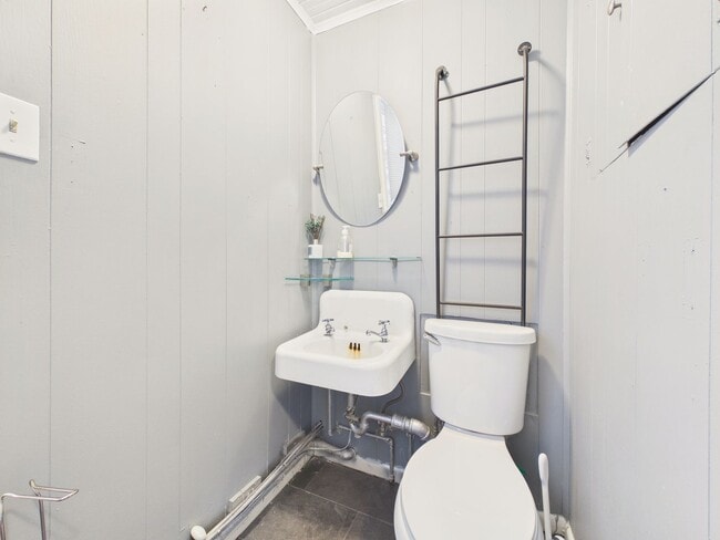 Building Photo - 4 Bedroom Single Family Home in Susquehanna Township