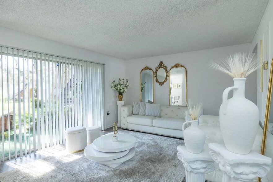 Living Area - Parc Place Villas Apartments