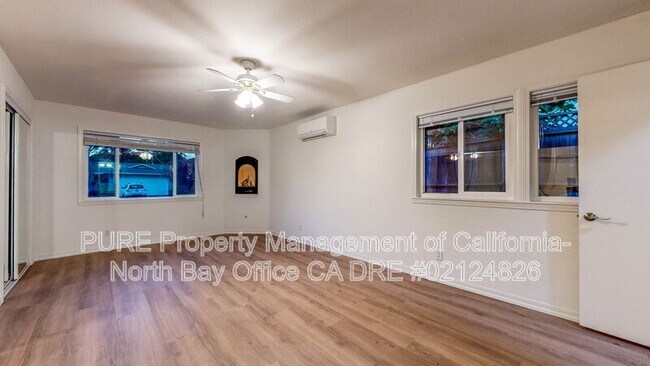 Building Photo - 2450 Grosse Ave