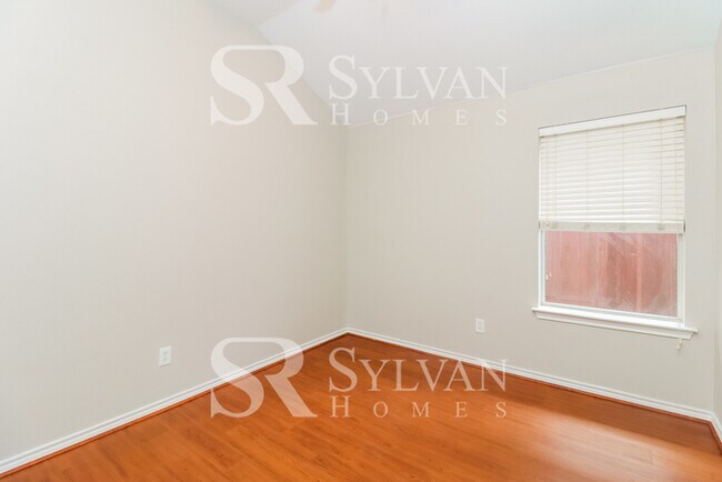 Building Photo - Coming HOME never felt so good!