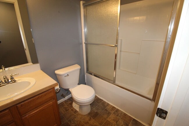 Building Photo - 12605 W 8th Ct