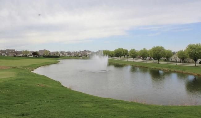 Building Photo - Coming Soon! "Charming 3-Bedroom Townhouse Retreat with Spacious 1960 sq ft Layout in York, PA!"