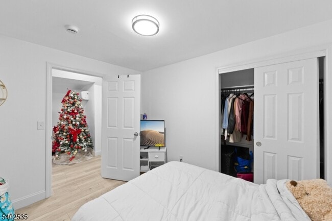 Building Photo - 56 Yereance Ave