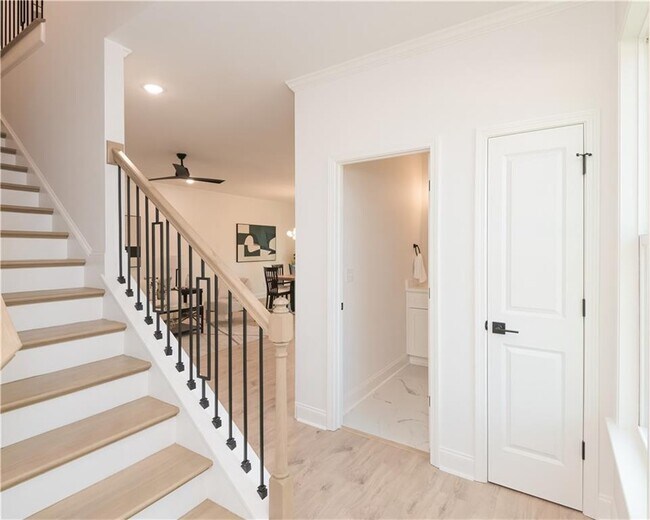 Building Photo - 3389 Thurgood Ct