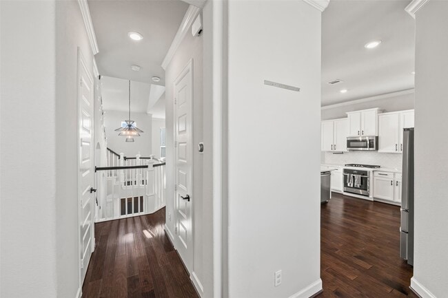 Building Photo - 11909 Primrose Creek Trail