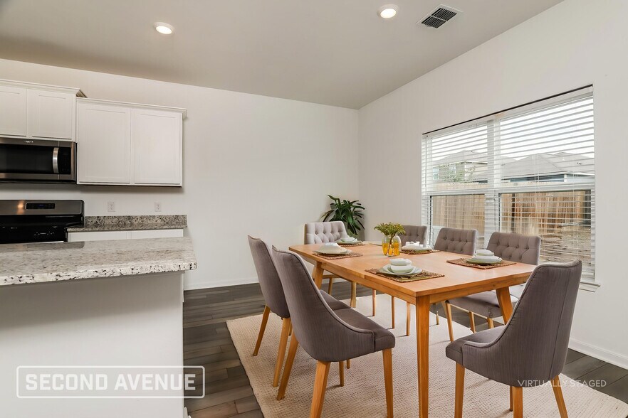 Building Photo - 10935 Juliette Pass