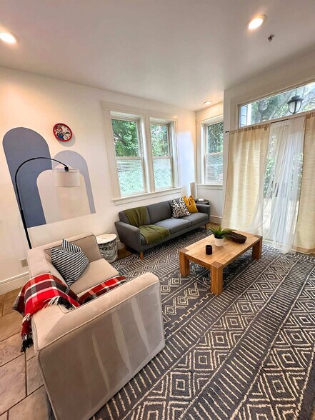 Building Photo - 1936 Channing Way