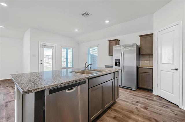 Building Photo - 3307 Brookstone Dr