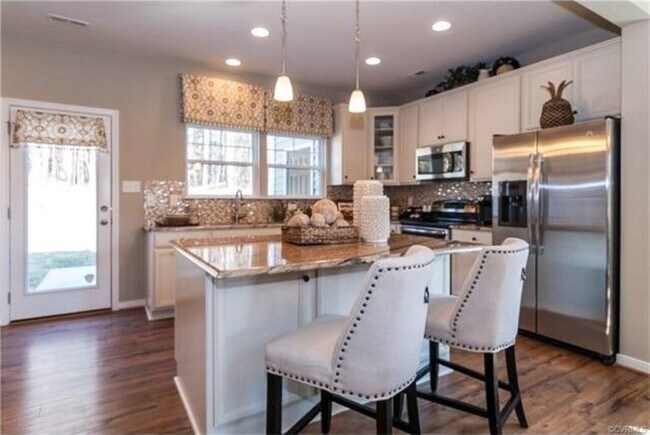 Building Photo - 8079 Rutland Village Dr, Mechanicsville, V...