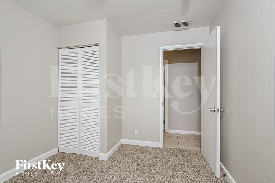 Building Photo - 1443 7th St