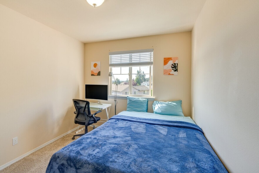 Building Photo - 111 Nellis Rd