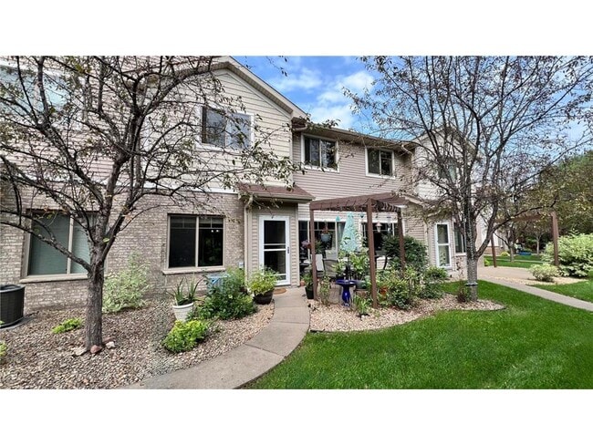 Primary Photo - 170 Morgan Ln