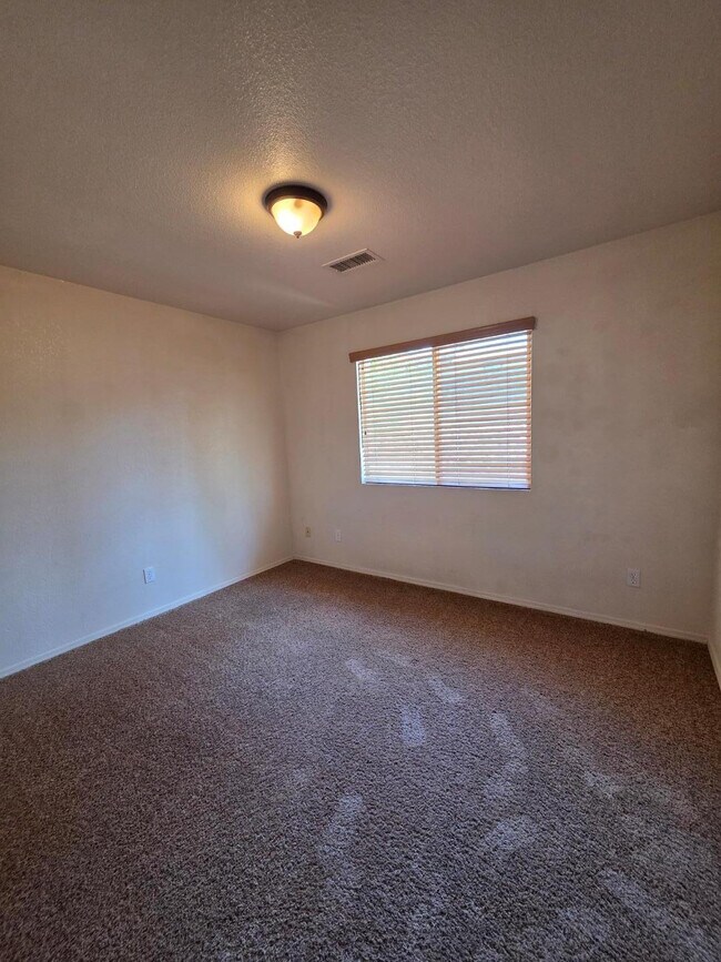 Building Photo - 959 Buena Vista Dr