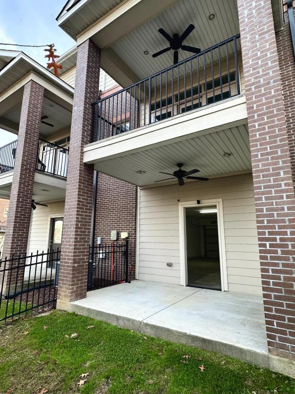 Building Photo - 283 Hugh Shelton Loop