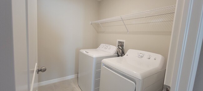 Building Photo - 4213 Romano Busciglio St