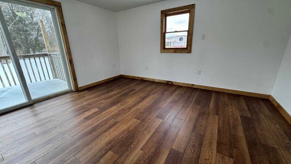 Building Photo - 21 1st Ave