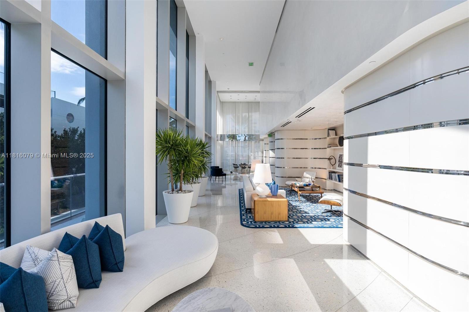 Building Photo - 16901 Collins Ave