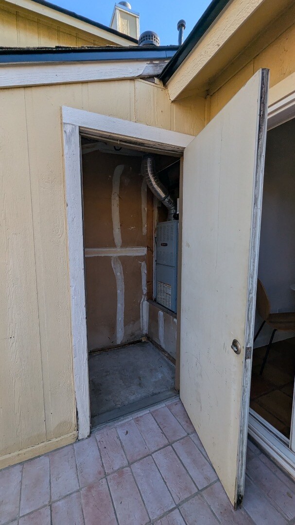 Building Photo - 11901 Swearingen Dr