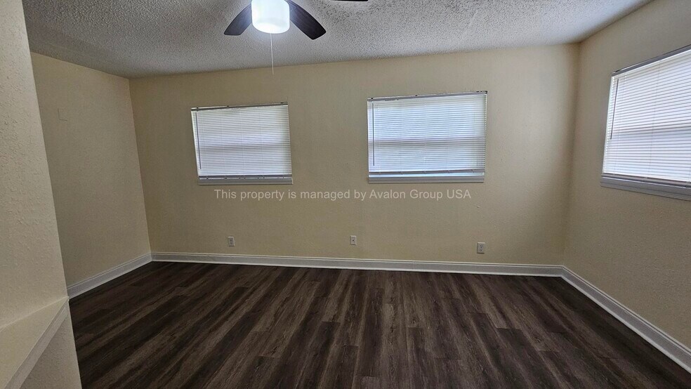 Building Photo - 2395 Commonwealth Ave