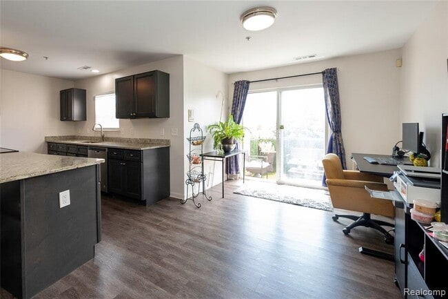 Building Photo - 2928 Prince Hall Dr
