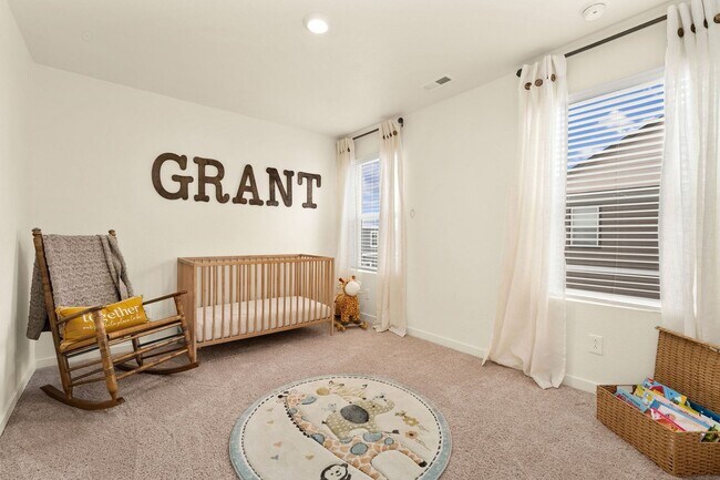 Building Photo - Updated 3-Bedroom Home With 3-Car Garage Close to Commuting, Coffee, and Gym