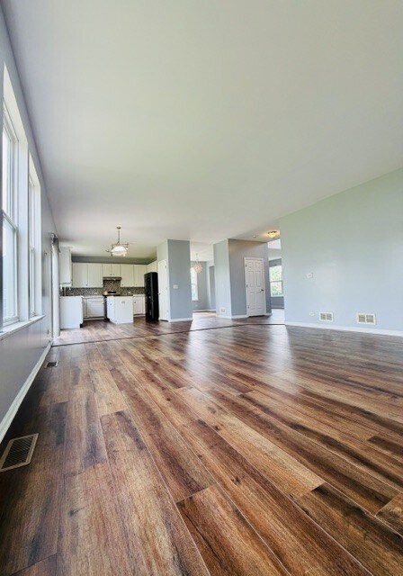 Building Photo - 2331 Wilson Creek Cir