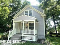 Building Photo - Charming 2-story House in West Plaza!