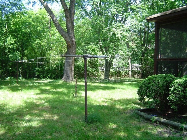 Building Photo - 5012 Orcutt Ln