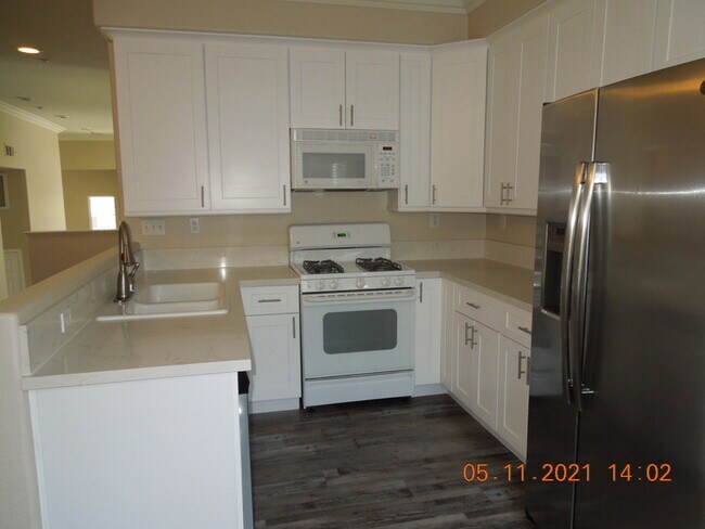 Building Photo - 33770 Willow Haven Ln