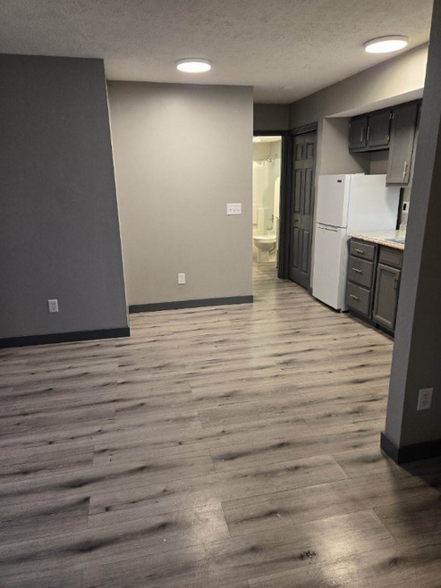 Building Photo - 573 Irving Wick Dr E