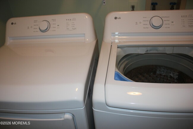 Building Photo - 23 Tarpon Dr